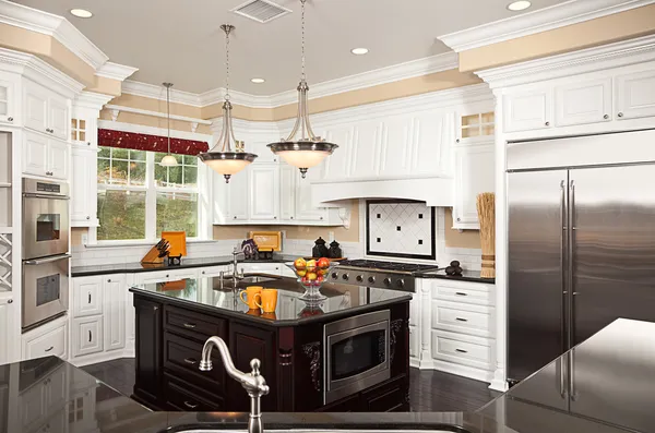 custom-kitchen-interior
